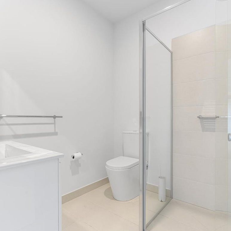 2/14 Centre Dandenong Road, Cheltenham VIC 3192 - Townhouse For Rent | Domain - Photo 1