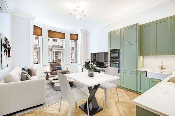 Refurbished two bedroom two bathroom flat in the heart of Earl's Court. - Photo 1