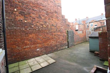 Simonside Terrace, Newcastle Upon Tyne, Tyne And Wear, NE6 - Photo 2