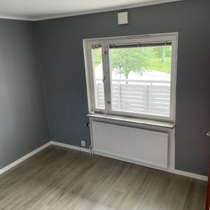 Carlens väg, Kumla - Photo 2