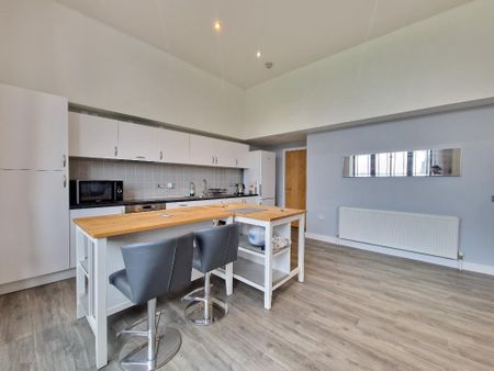 2 bedroom flat to rent - Photo 5