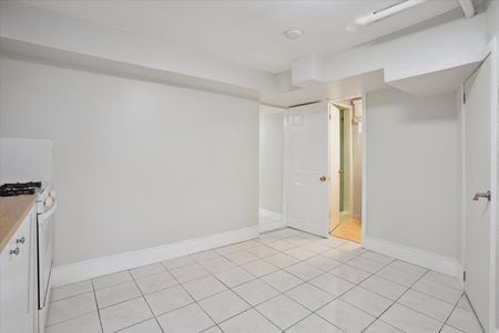 For Lease - 37 Robinson Avenue Unit# Lower, Toronto, Ontario - Photo 5