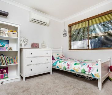 59 Rue Montaigne, Petrie QLD 4502 - House For Rent | Domain - Photo 5