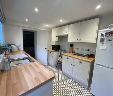 Available now, 2 The Terrace is a delightful two bedroomed terraced... - Photo 4