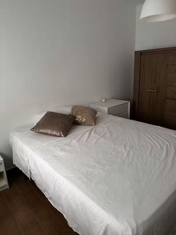 Calle Bachiller Sansón Carrasco, Málaga, Andalusia 29013 - Photo 3