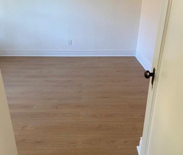 For Lease - 191 Burndale Avenue, Toronto, Ontario - Photo 5