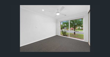 3- bedroom home - Photo 2