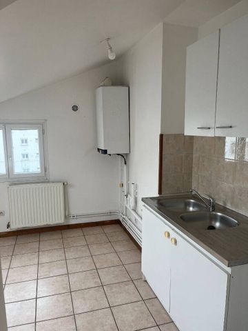 Location appartement 2 pièces 78 m² à Elbeuf (76500) - Photo 4