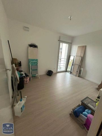 Appartement à louer 4 pièces 77.35m² - Photo 2