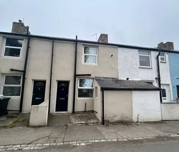 2 bedroom terraced house to rent - Photo 2