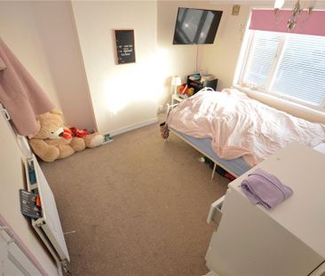 3 bedroom semi-detached house to rent - Photo 6