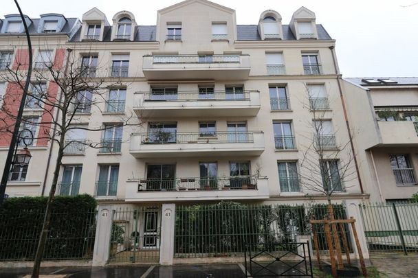 La Garenne Colombes - 92250 - Photo 1