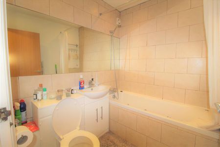 Brighton Road, South Croydon - Photo 4