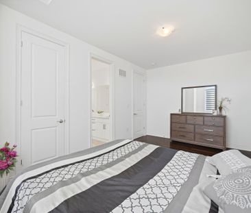 For Lease - 2380 Edward Leaver Trail Unit# Upper levels only, Oakvi... - Photo 4