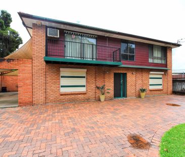 Four Bedroom Home - Photo 5