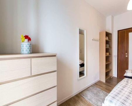 Via Gianni Caproni, Milan, Lombardy 20125 - Photo 3