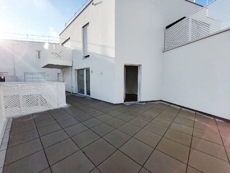 Traumhafte Dachterrasse - moderner Neubau - Photo 2