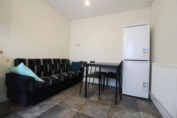 4 bedroom townhouse to rent - Photo 1