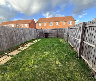 3 bedroom house to rent Meridian Close, Nottingham, Nottinghamshire... - Photo 3