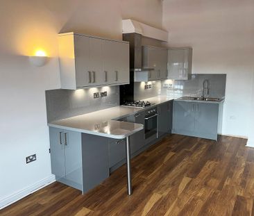 2 bedroom flat to rent - Photo 3
