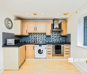 Southwark Park Road, London, SE16 - Photo 4