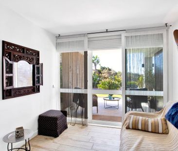 Luxury Villa for rent in Marbella Del Este, Spain - Photo 3