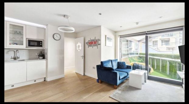 2 Bed Flat, Montgomery Court, W2 - Photo 1