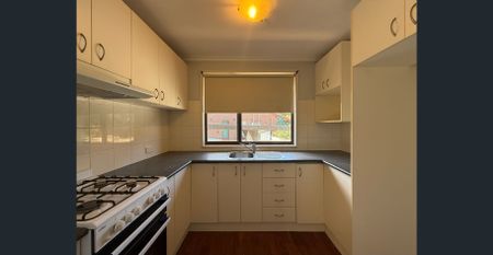 40 Marshall Street - Photo 2