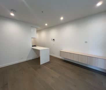 1 Bedroom Apartment with carpark - Photo 4