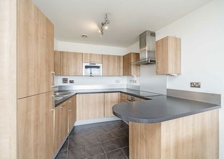 Mapleton Road, SW18 4GB, London - Photo 2