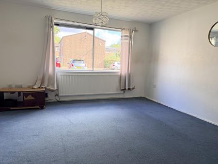 3 bedroom semi-detached house to rent - Photo 2