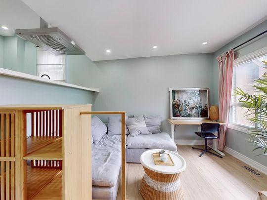 For Lease - 24 Kewbeach Avenue Unit# Second Floor, Toronto, Ontario - Photo 1