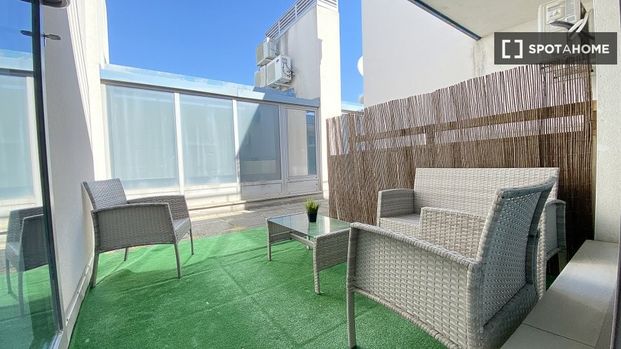 madrid, Community of Madrid 28050 - Photo 1