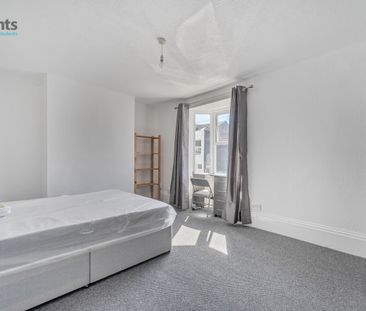 3 bedroom terraced maisonette to rent - Photo 3