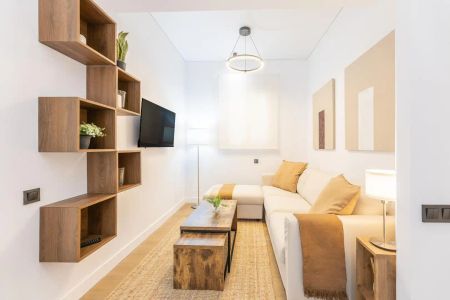 Piso de alquiler en Calle Santos Justo y Pastor, 60, Albors - Photo 2