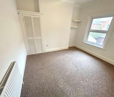 Russell Road, Felixstowe, IP11 - Photo 6