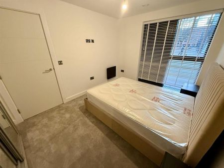 2 bedroom apartment to rent - Photo 3