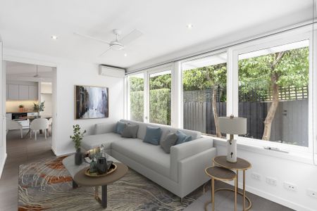 Sophisticated Living in Prime Toorak Location - Photo 5