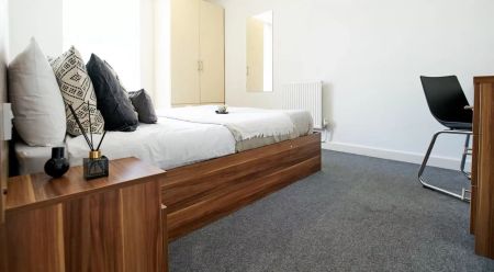 2 Bed Apartment - Photo 3