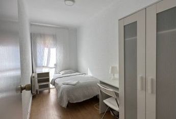 barcelona, Catalonia 08917