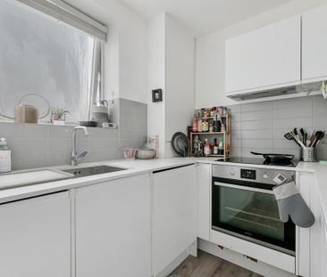 £568.85 per week (£2,465.00 per month) - Photo 5
