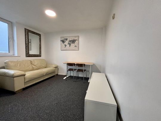 1303 Bradbury Court, Belfast, BT9 7JL - Photo 1