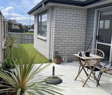 Modern Styling in Papamoa - Photo 1