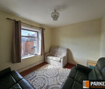 3 bedroom flat to rent - Photo 1