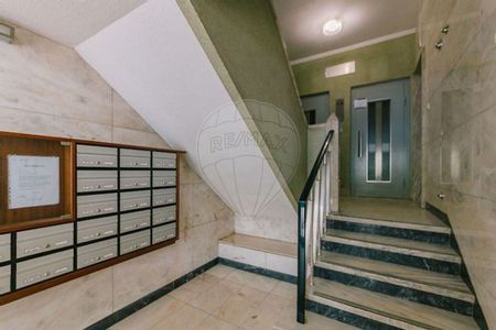 Apartamento T3 em Lisboa - Photo 2