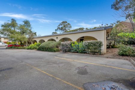 27/47 McMillan Crescent, Griffith. - Photo 4