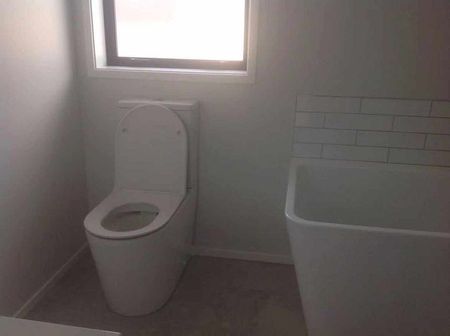 2Brm unit built 2023 with solar - Photo 3