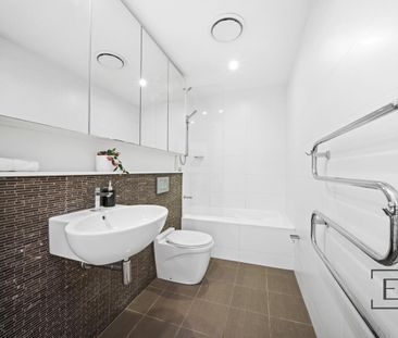 Private & Peaceful 2 Bedroom Apartment - Photo 6