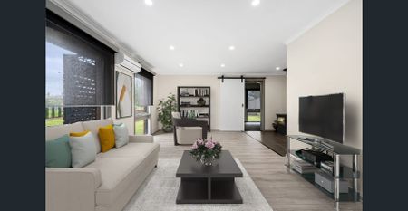 Newly renovated home in fantastic location! - Photo 3