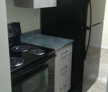 Villa Mistral — 1 Bedroom - Photo 4